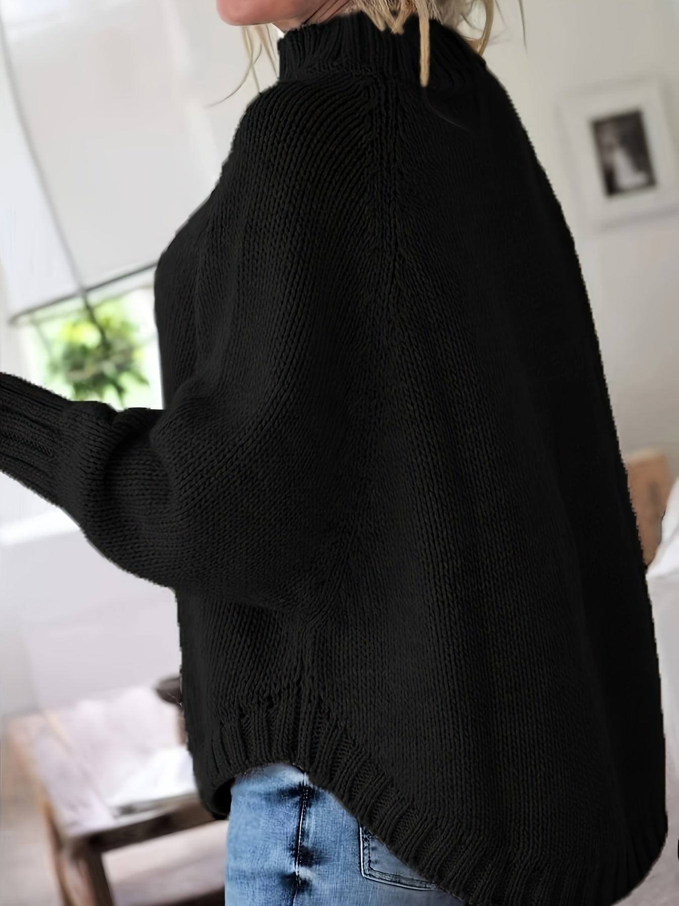 Lorette - Elegant Cable Knit Sweater for a Sophisticated Style