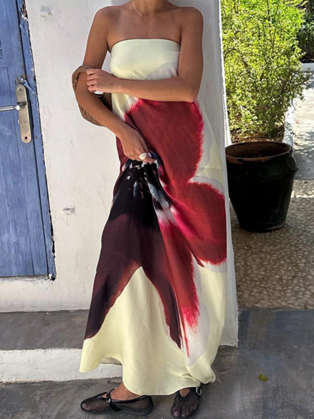 Printed high-neck tube dress with open back and elegant high waist