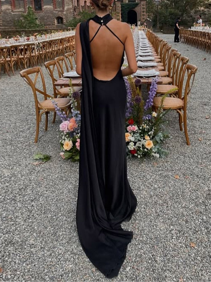 Elegant sleeveless long dress with waist tie and halter neck for women