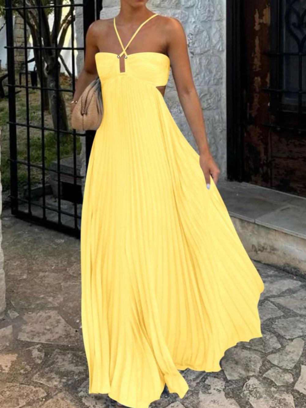 Sleeveless Pleated Bustier Dress with Straps for an Elegant and Trendy Look