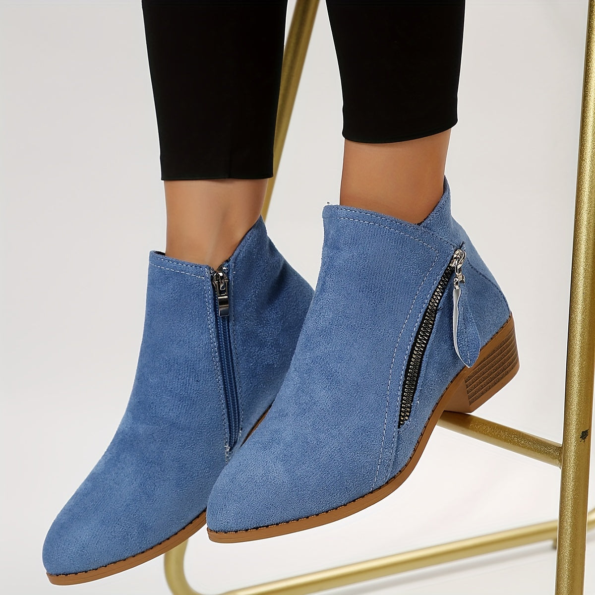 Seren - Sleek pointed-toe ankle boots with heel and convenient zipper