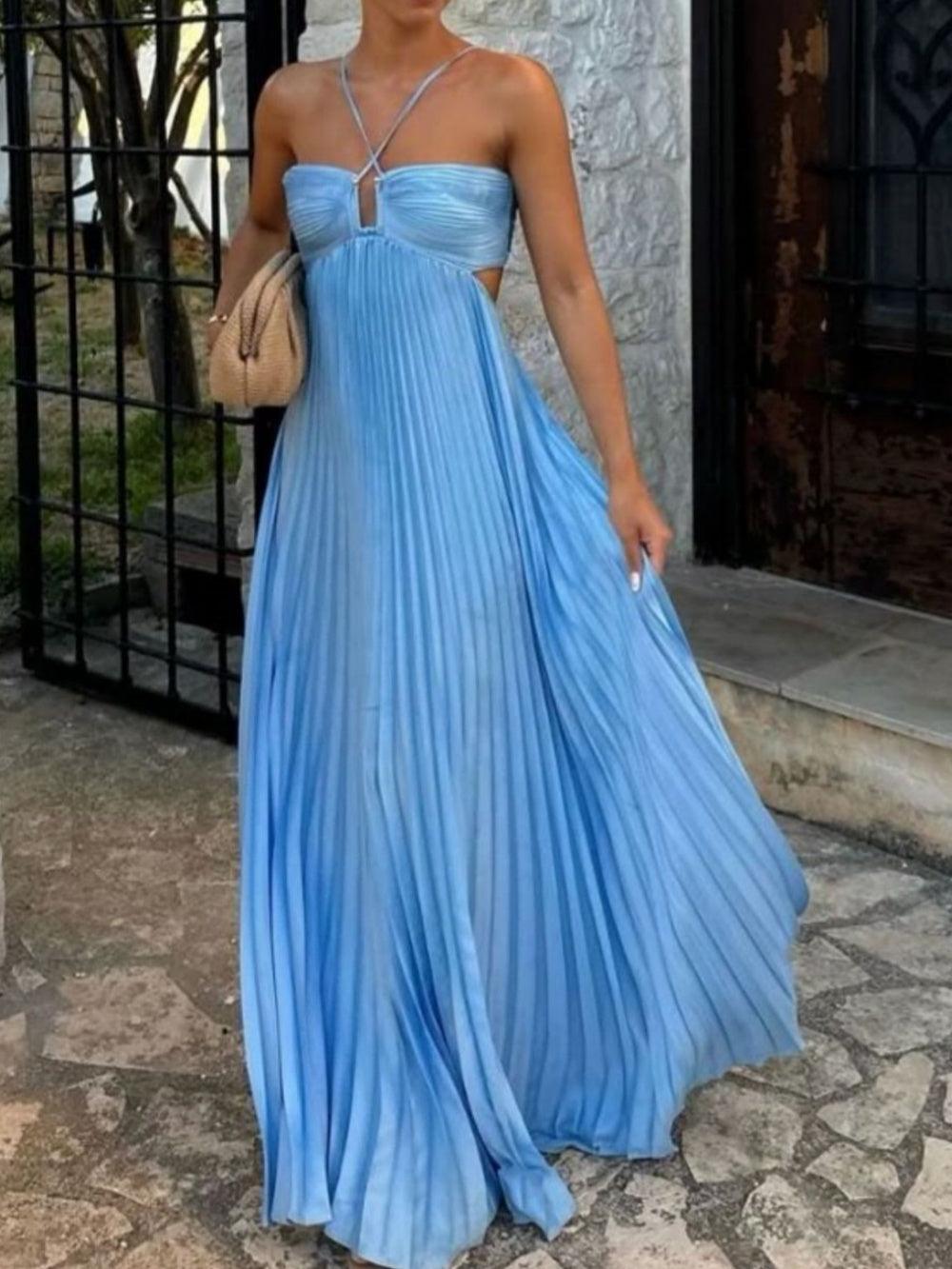 Sleeveless Pleated Bustier Dress with Straps for an Elegant and Trendy Look
