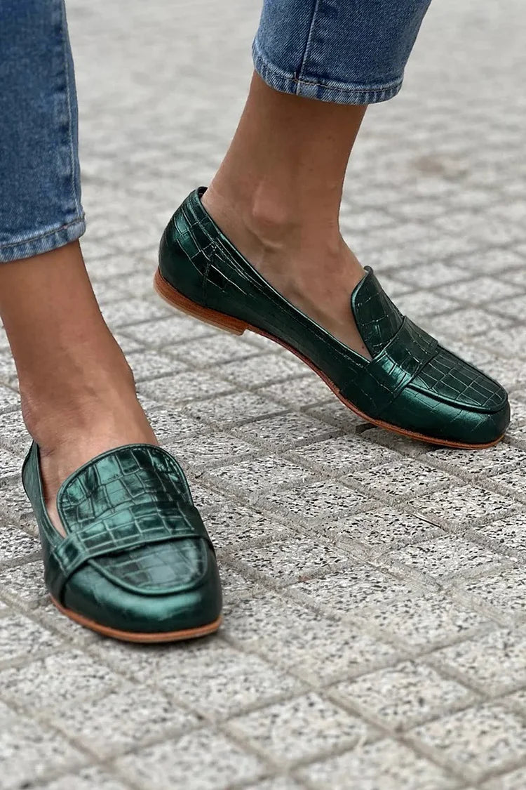Lux Crocodile-Effect Leather Loafer - Sleek Slip-On