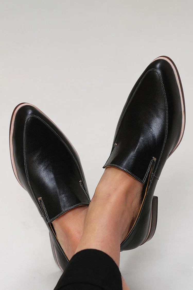 Elegant Minimalist Loafers - Sleek, Everyday Essential