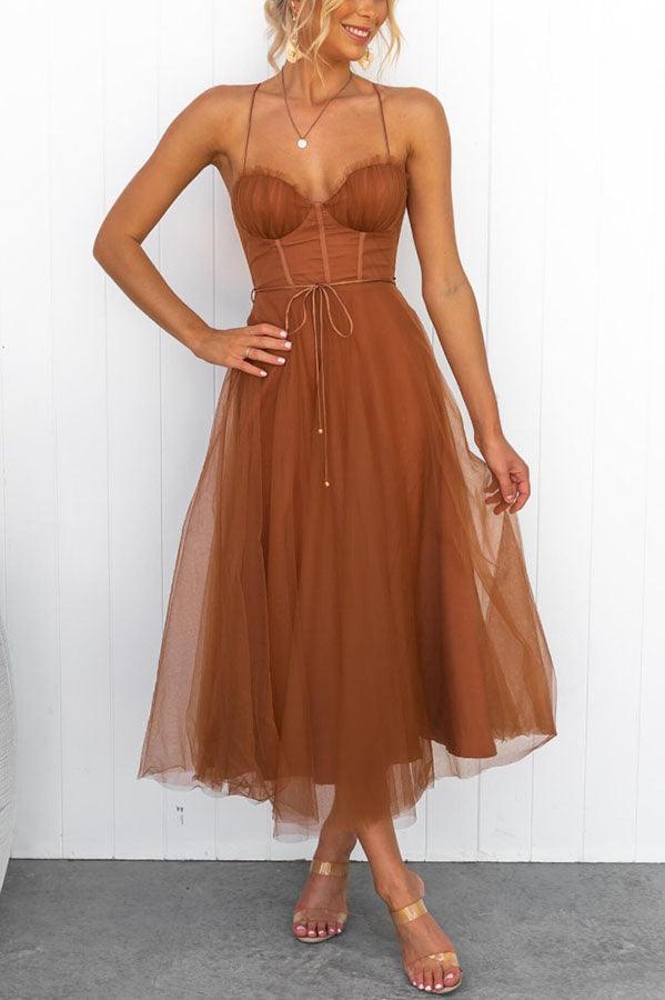 Elegant Maxi Dress with Straps in Chiffon for a Modern Princess Party