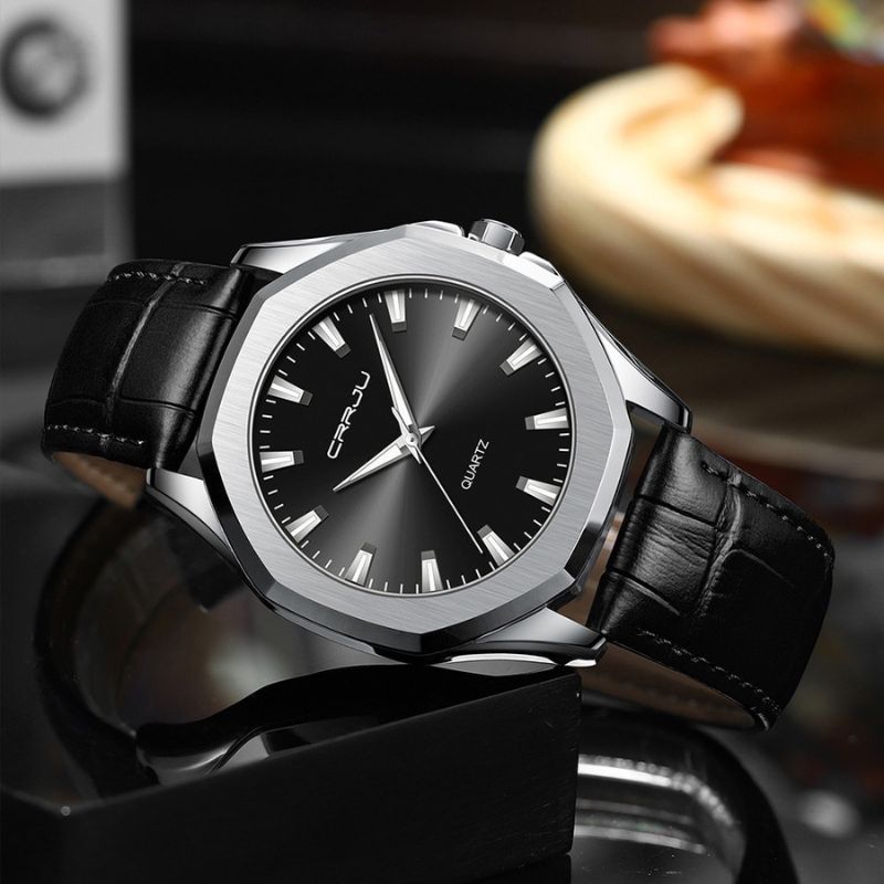 Minimalist and Casual Quartz Watch