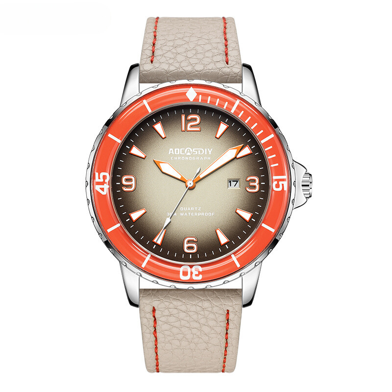 Casual watch with an elegant leather strap