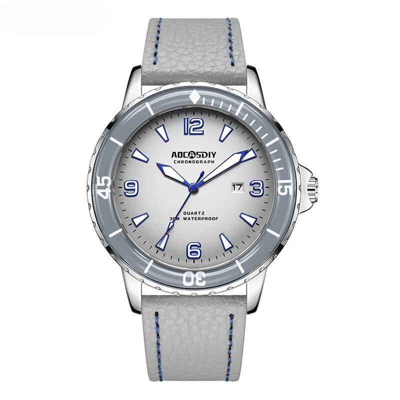 Casual watch with an elegant leather strap