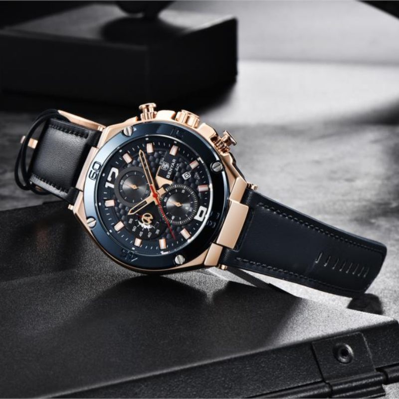 Multifunction Sports Quartz Chronograph Watch