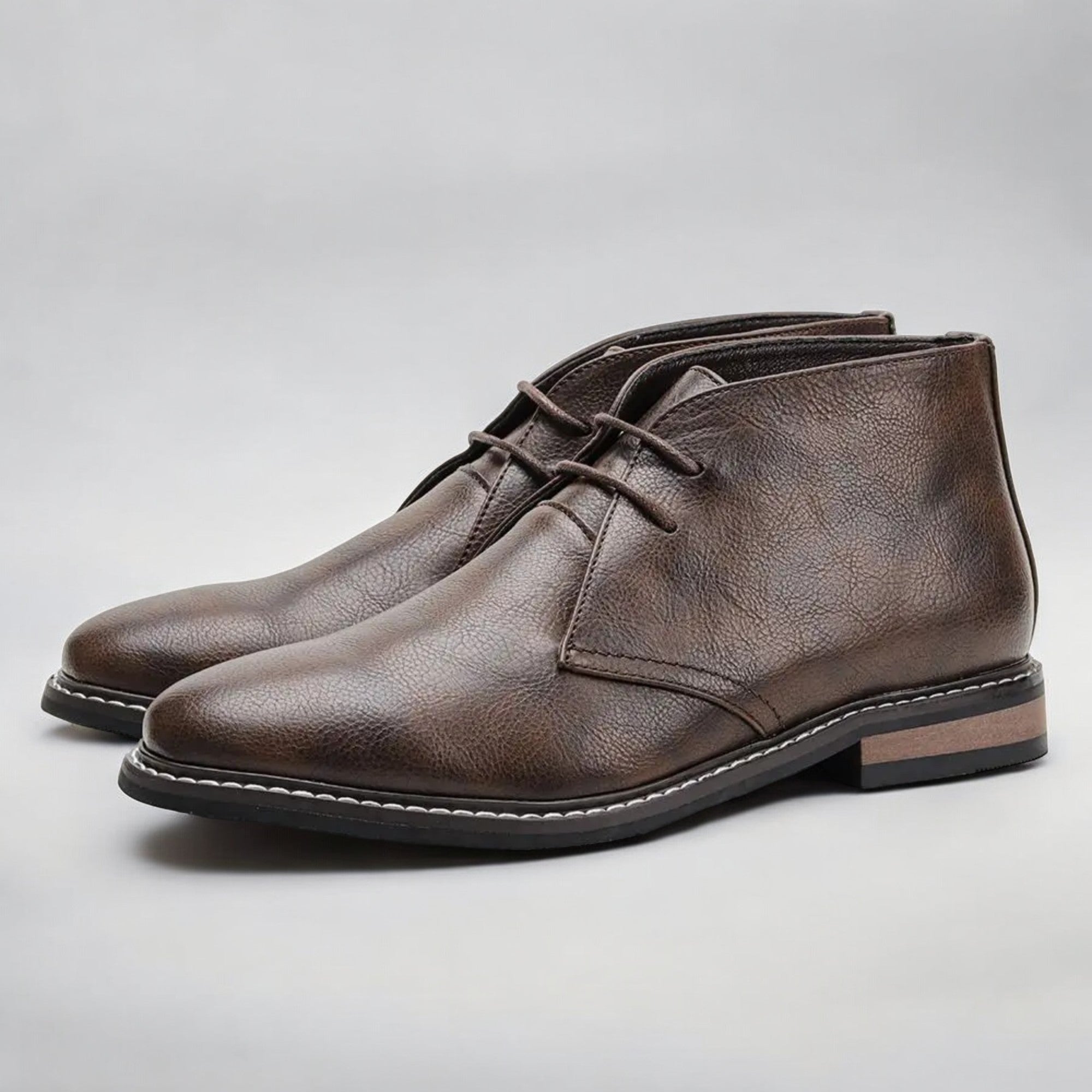 Herold - Elegant Leather Chukka Boots