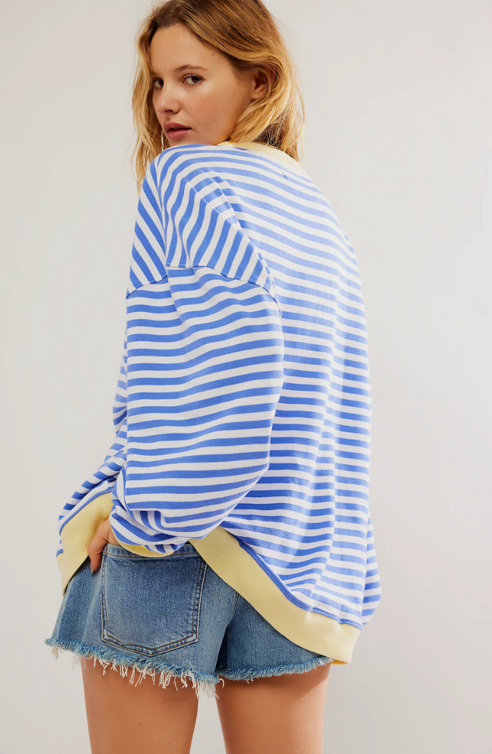 LINDA - Oversized striped sweater for a trendy and comfortable look