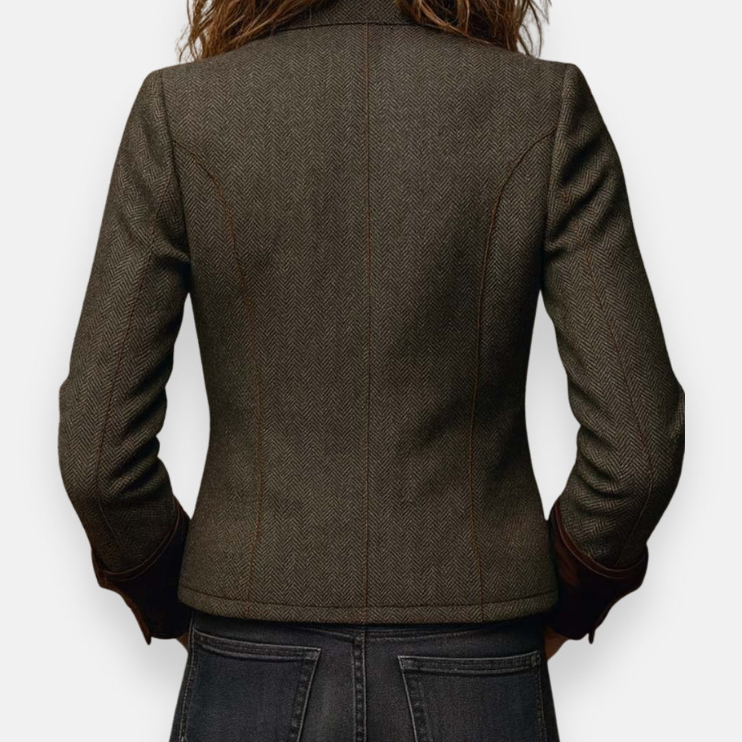 Della | Sophisticated, Elegant Jacket