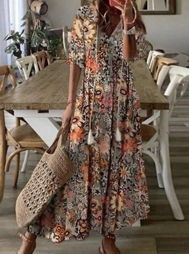 Casual Long V-Neck Printed Dress for a Comfortable and Elegant Style
