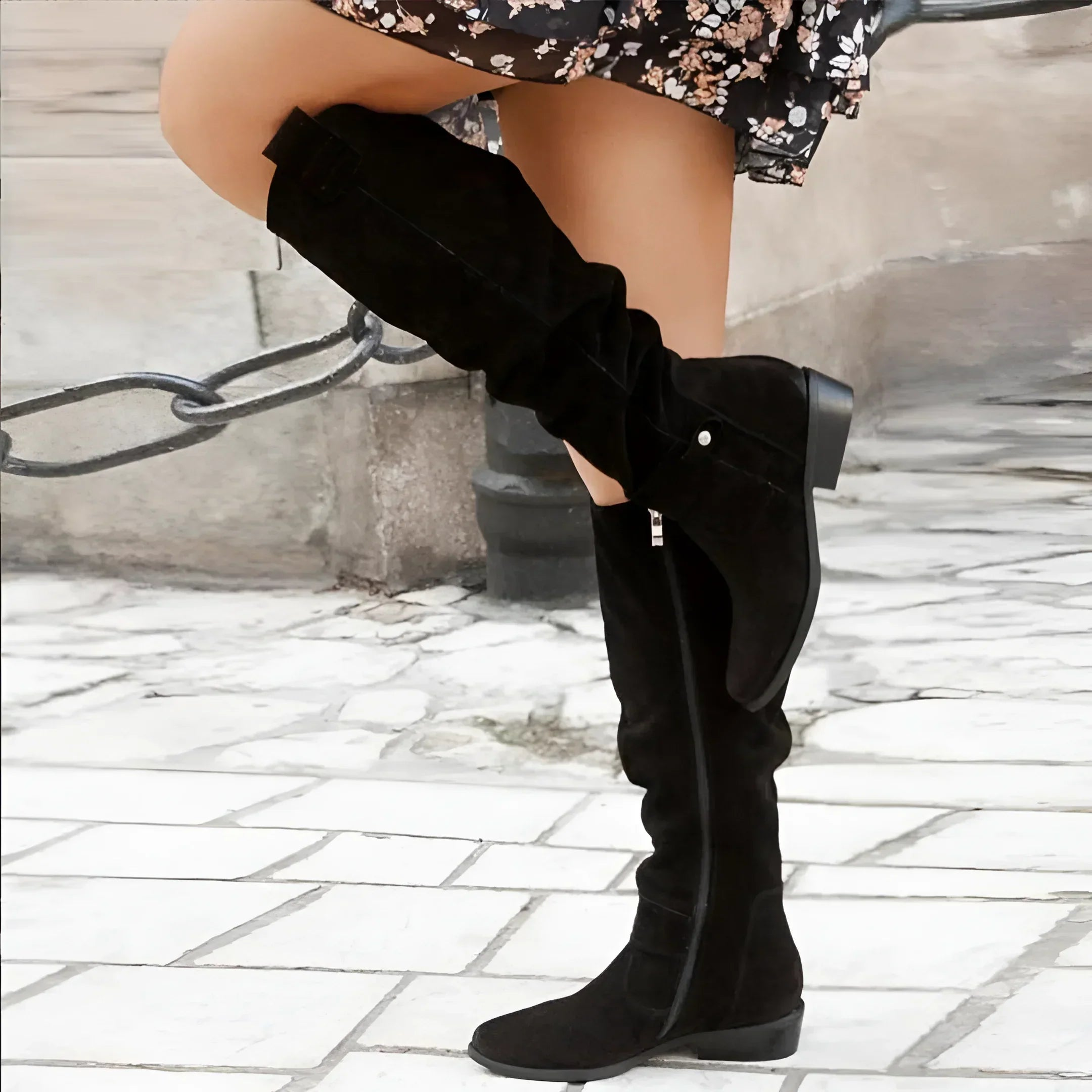 Reverie - Elegant Knee-High Suede Boots