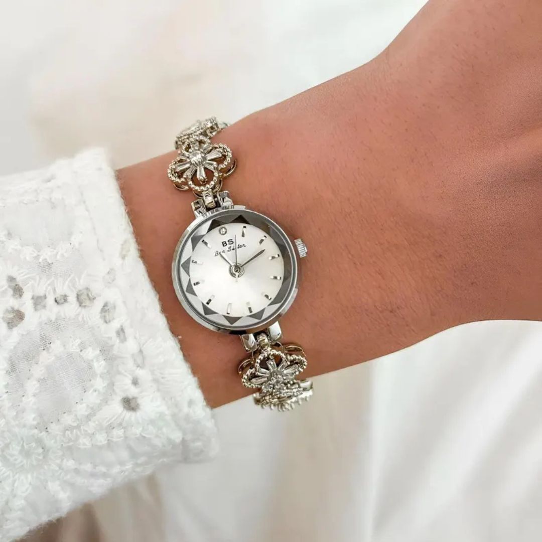 Elegant Loriana Women's Watch with a Feminine Touch
