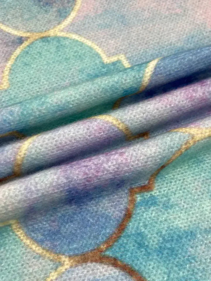 Selah | Elegant and Chic Simple Sweater