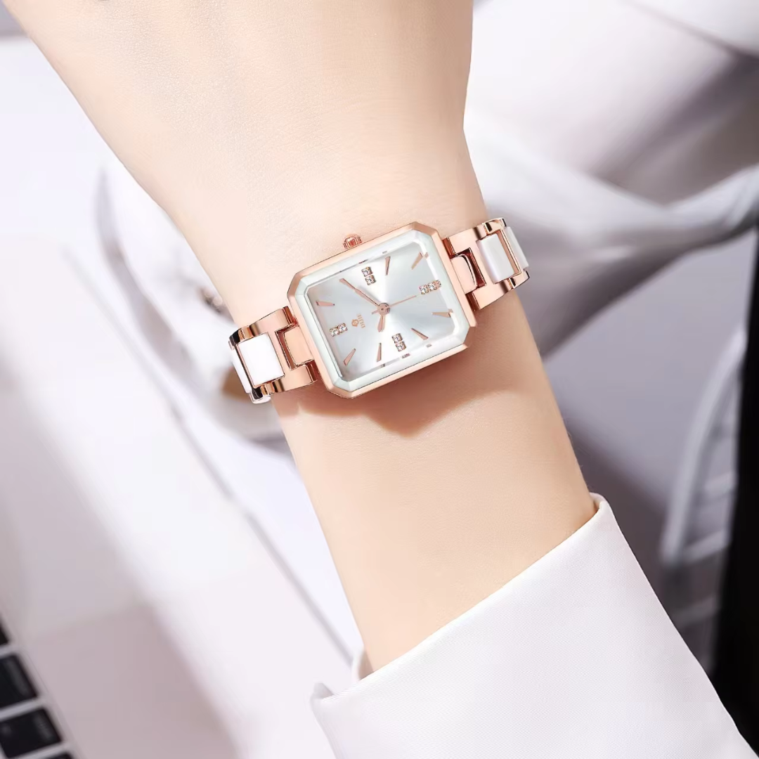 Elegant Luxury Diamond Square Quartz Watch for a Sleek and Stylish Look