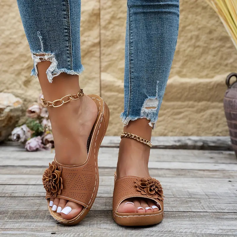FLORA | Elegant Orthopedic Sandals with Floral Pattern