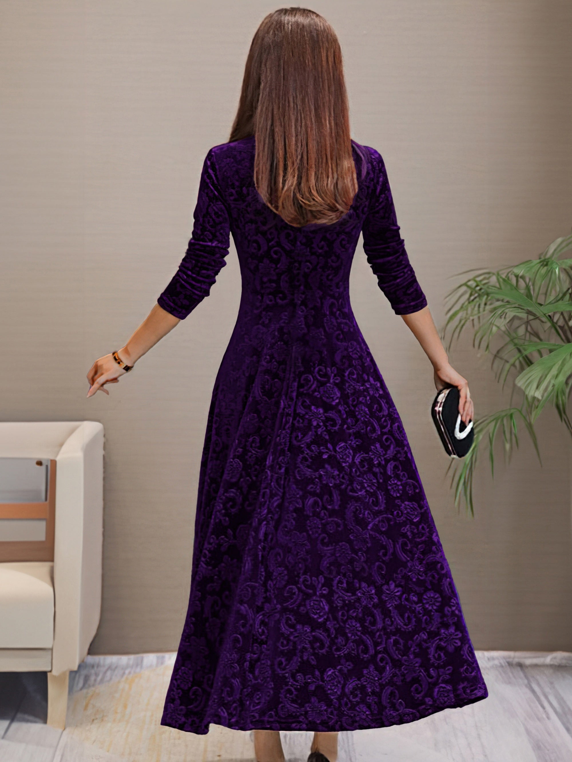 Denise Velvet Elegance Dress