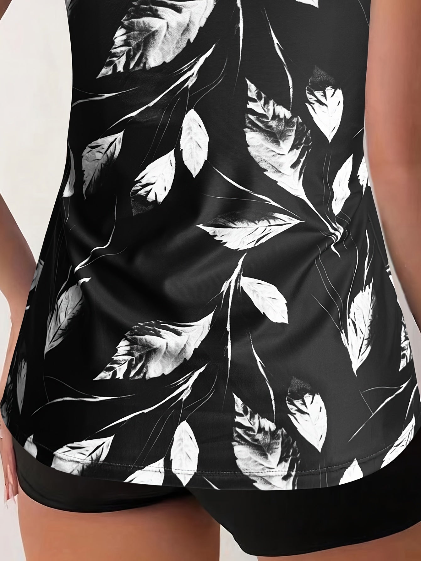 Elise | Flattering Black & White Leaf Print Tankini Set - Chic & Modern Swimwear