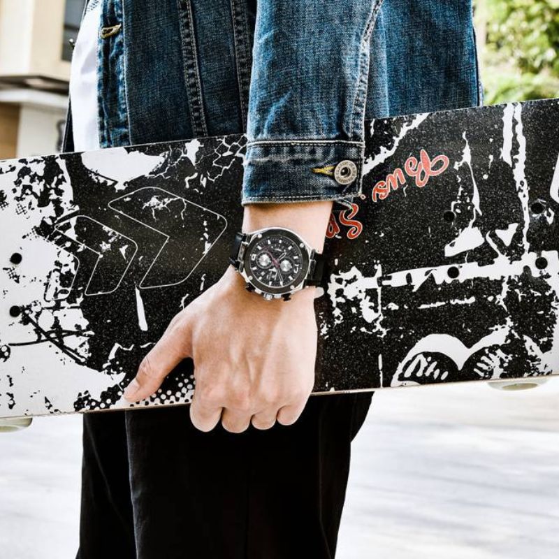 Multifunction Sports Quartz Chronograph Watch