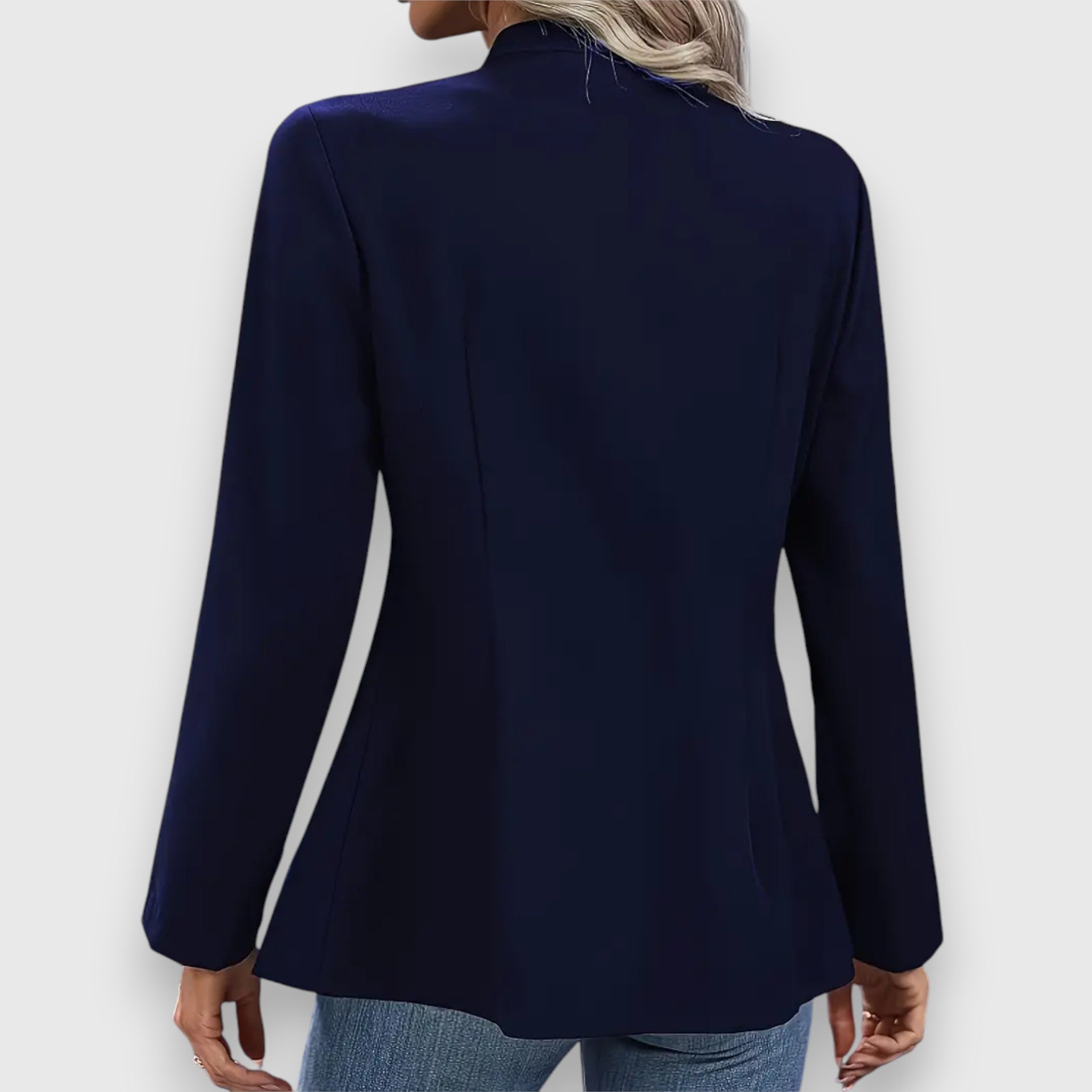 Lyana – Elegant blazer for women