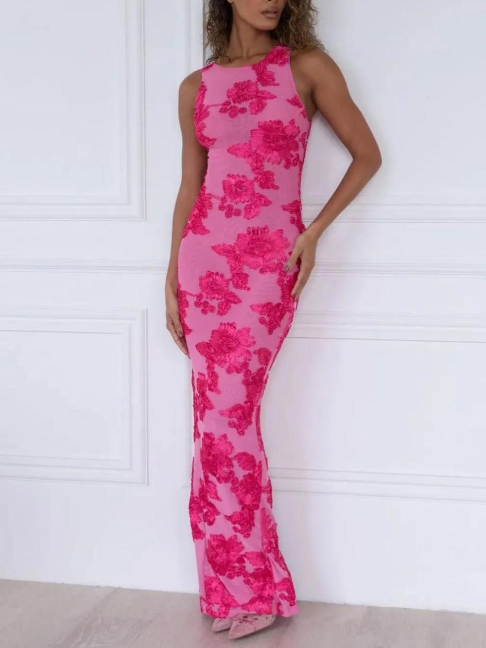 Long floral tulle gown with appliqué for an elegant look