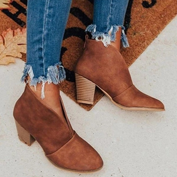 Women's Almond-Toe Ankle Boots with Chunky Stacked Heel – Effortless Slip-On Casual Style