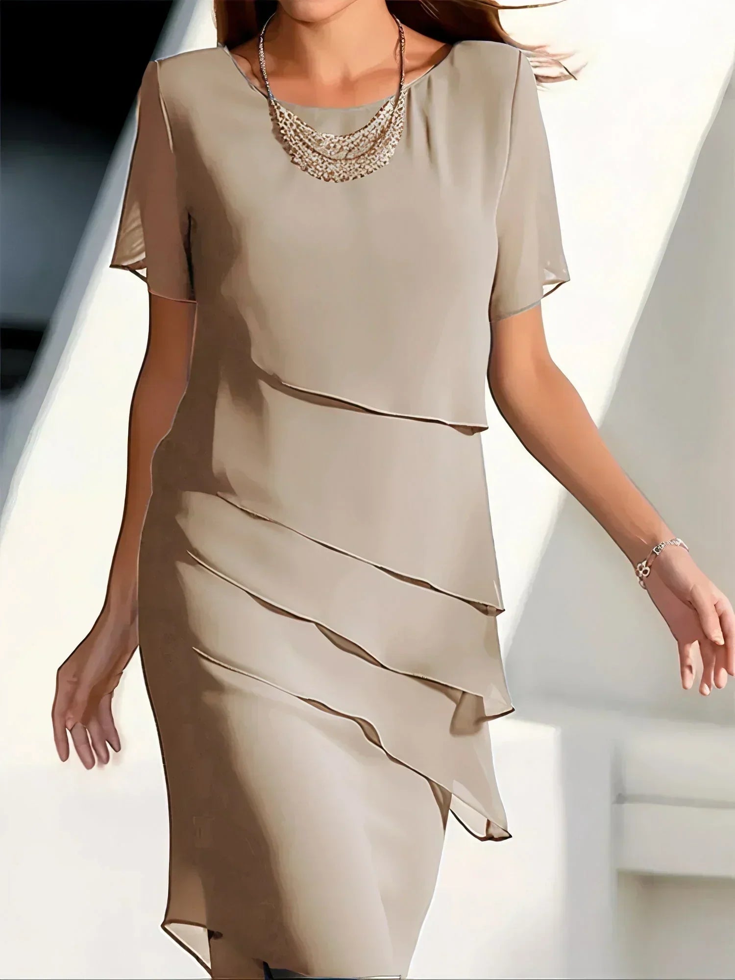 Fiora - Flattering Tummy-Cover Dress for Effortless Elegance