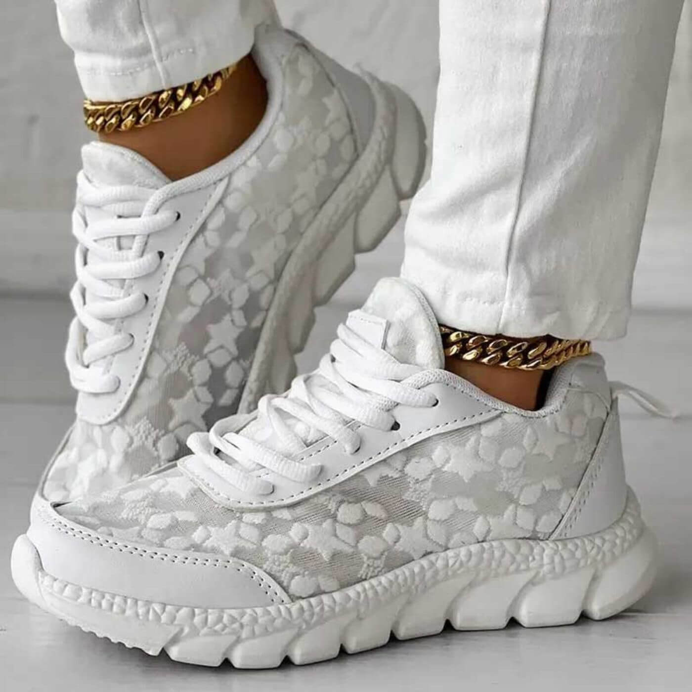 Breathable orthopedic sneakers – Improved daily comfort for your travels and long walks in the city