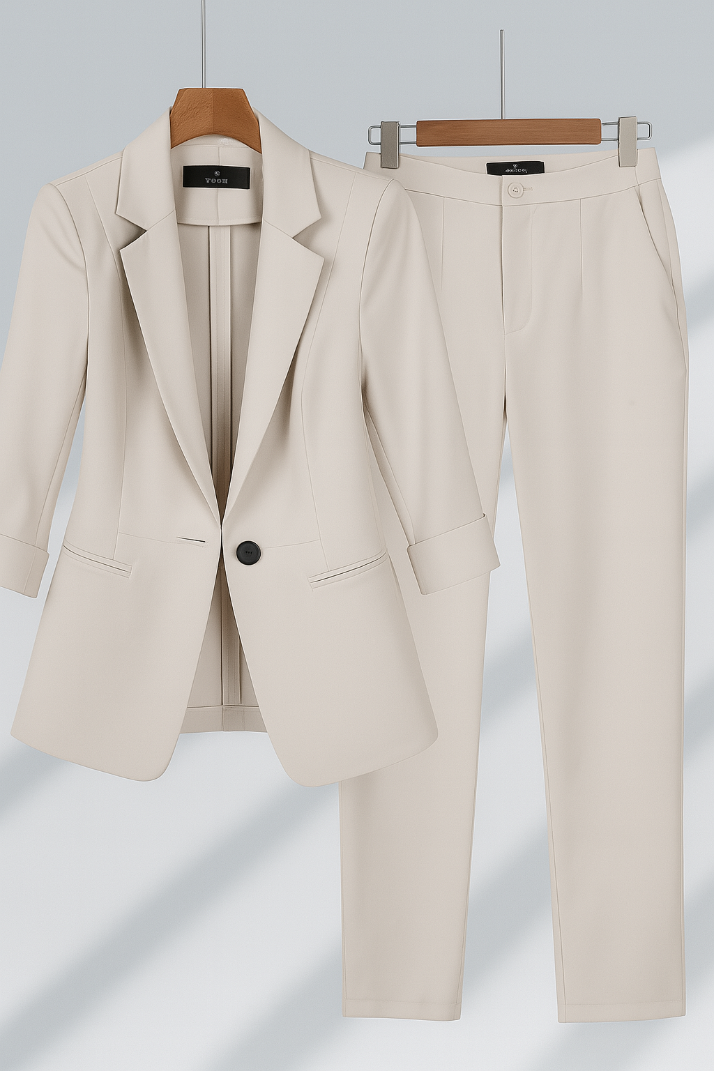 Amanda - Elegant and Modern Blazer Set