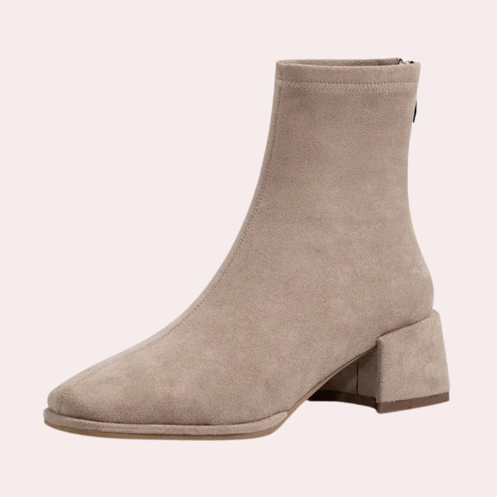 Classic Women's Boots – Elegant and Comfortable Design