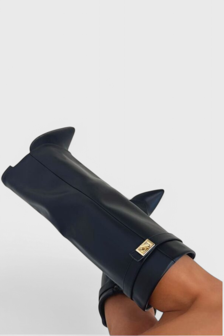 Elegant Raya Shoes for Everyday Use