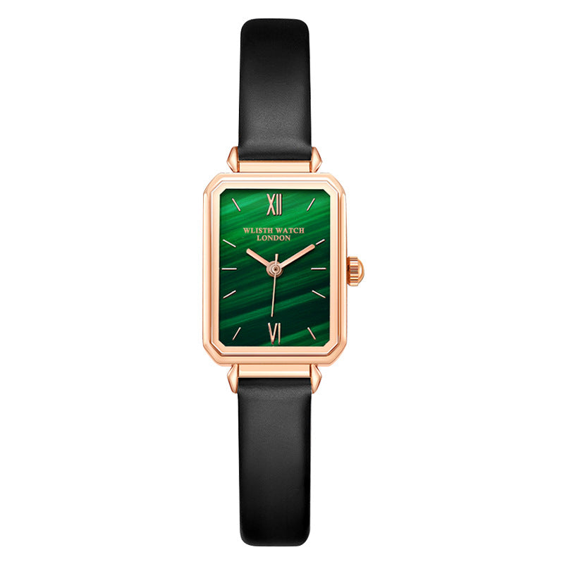 Delicate minimalist watch for an elegant casual style