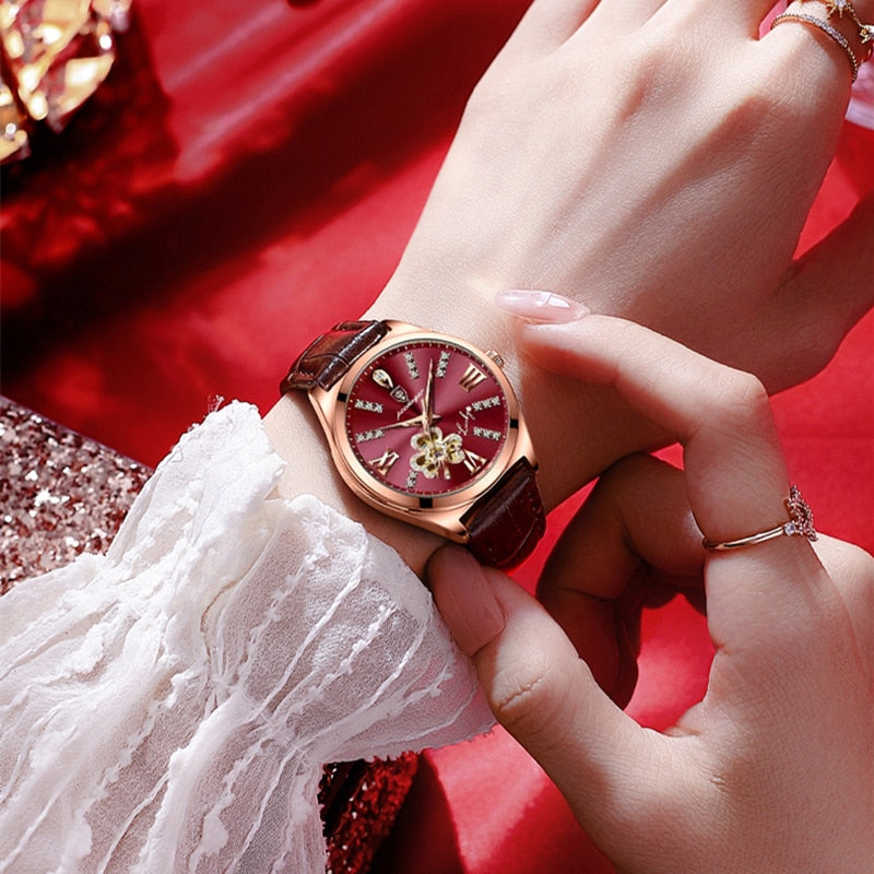 Elegant Moonphase Dial Wristwatch