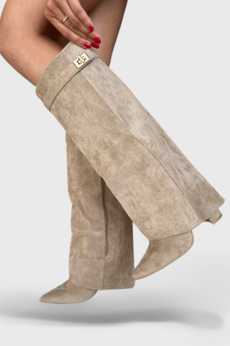 Elegant Raya Shoes for Everyday Use