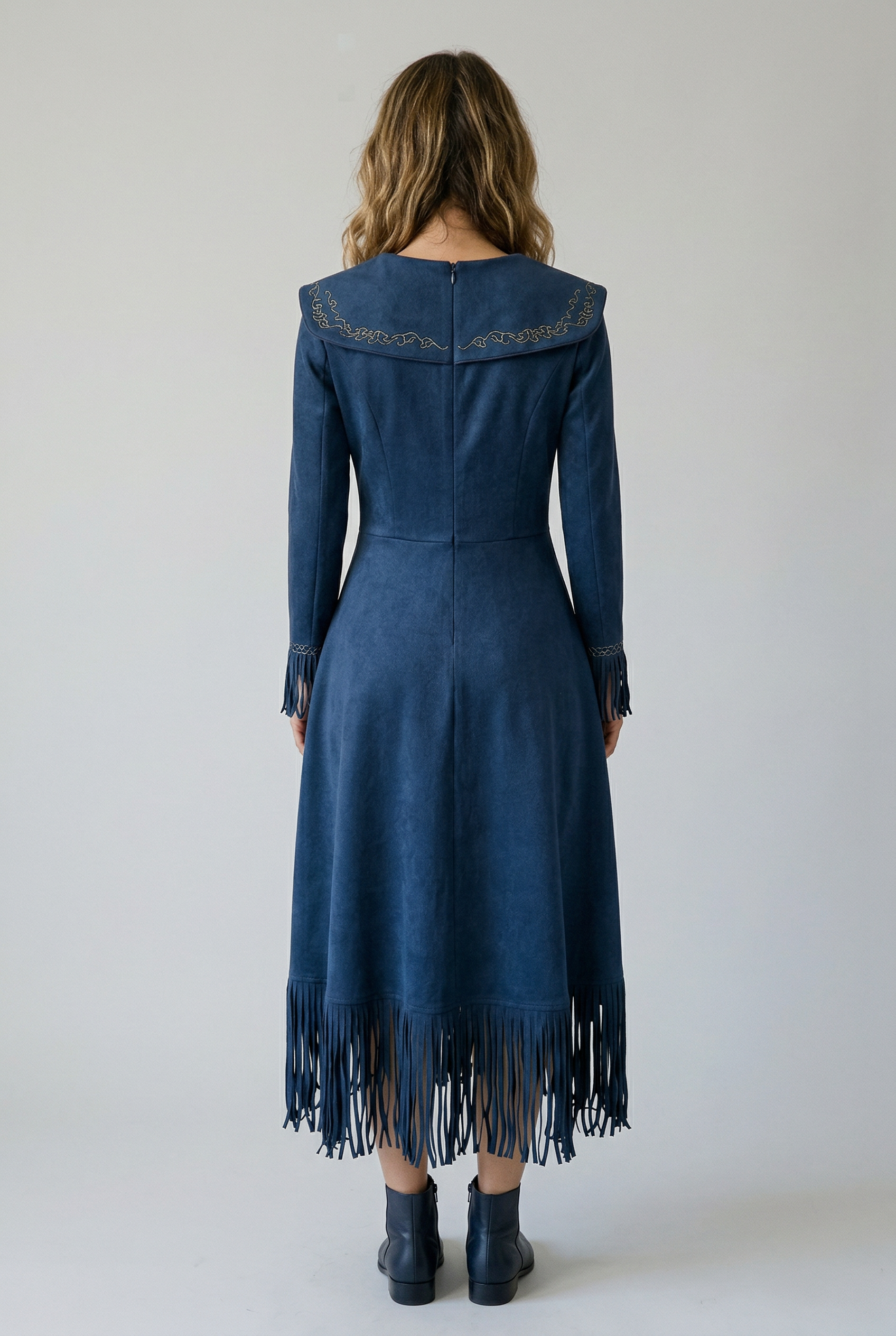 Elegant Retro Embroidered Dark Blue Maxi Dress