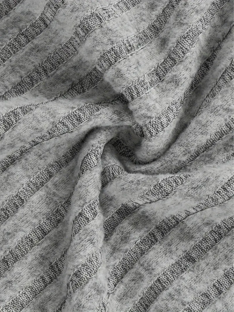 KAIA Casual Long Sleeve Sweater for a Relaxed and Stylish Look