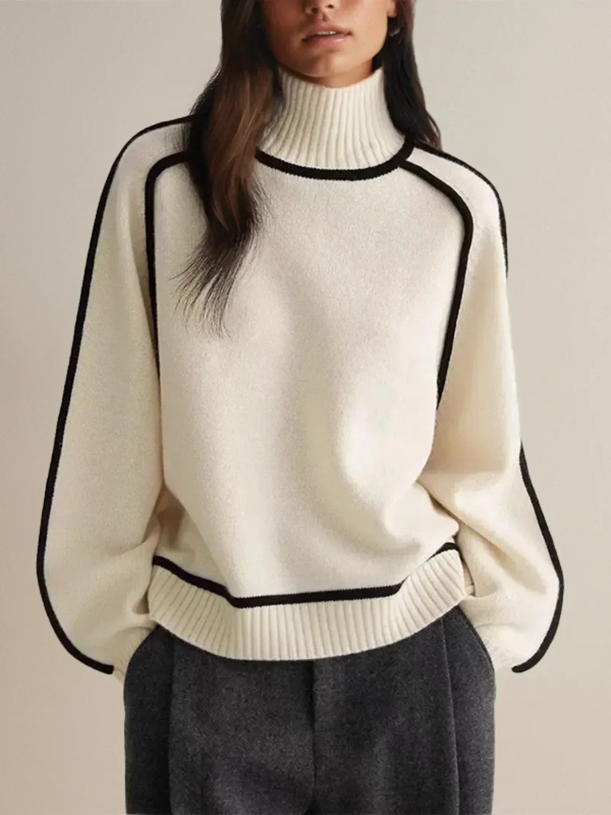 Lilia - Elegant turtleneck sweater for a sophisticated style