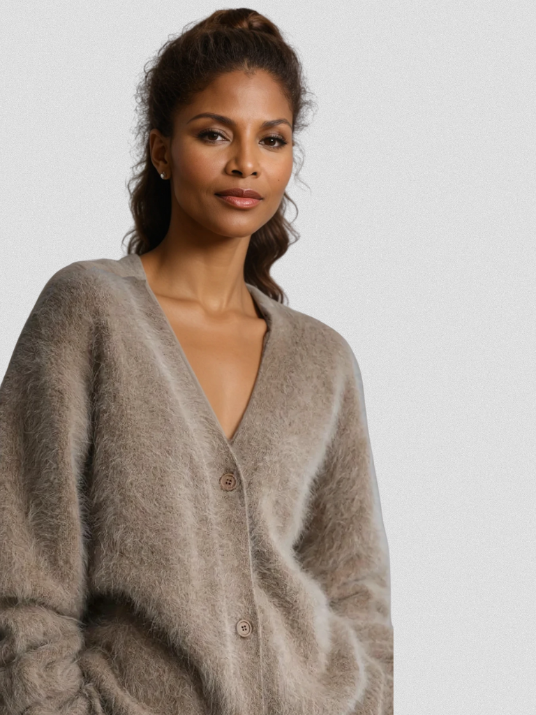 CELESTE LUXE Faux Fur Cardigan - Comfort and Elegance at Your Fingertips