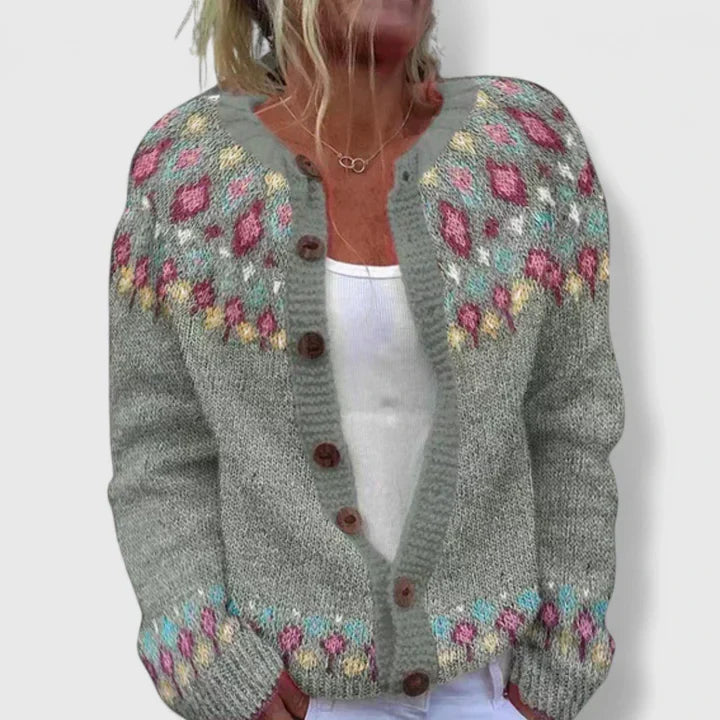 Thalynora | Elegant and Comfortable Cardigan for a Warm Style