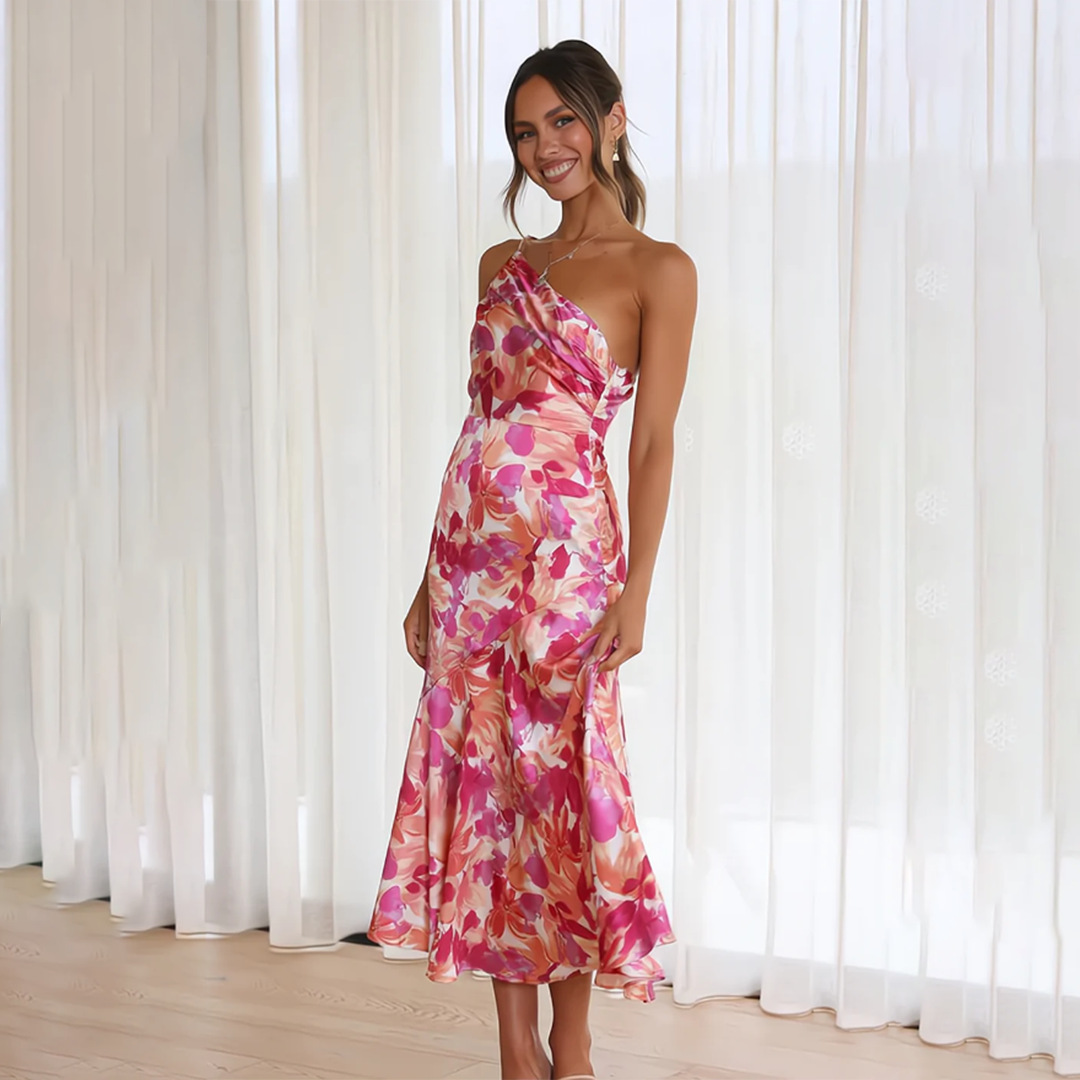Effortless Summer Floral Dress for a Chic, Sunny-Day Look