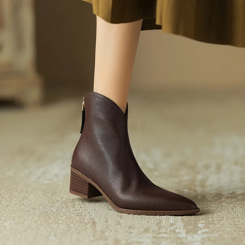 Pointed Toe Heel Boots for Women – Versatile Elegance and Modernity