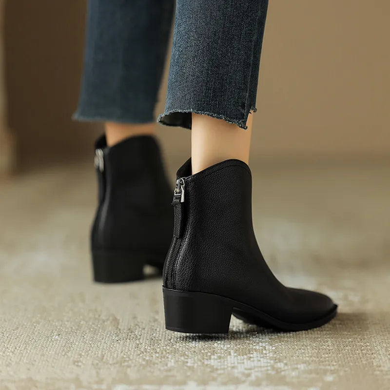 Pointed Toe Heel Boots for Women – Versatile Elegance and Modernity