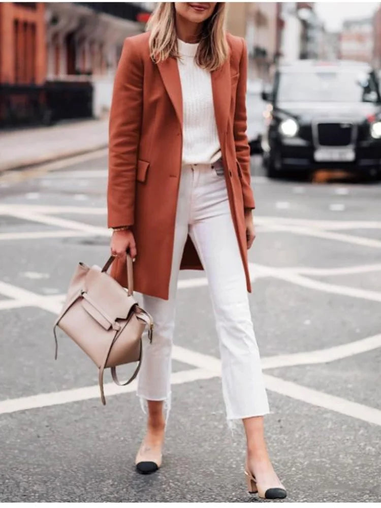 Sandra – Elegant and timeless fit for a refined look