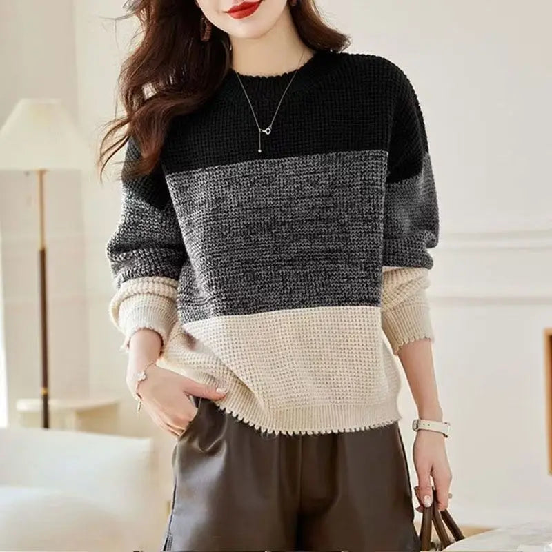 Ellen – Styling Comfort with the Cozy Elegance Oversized Sweater