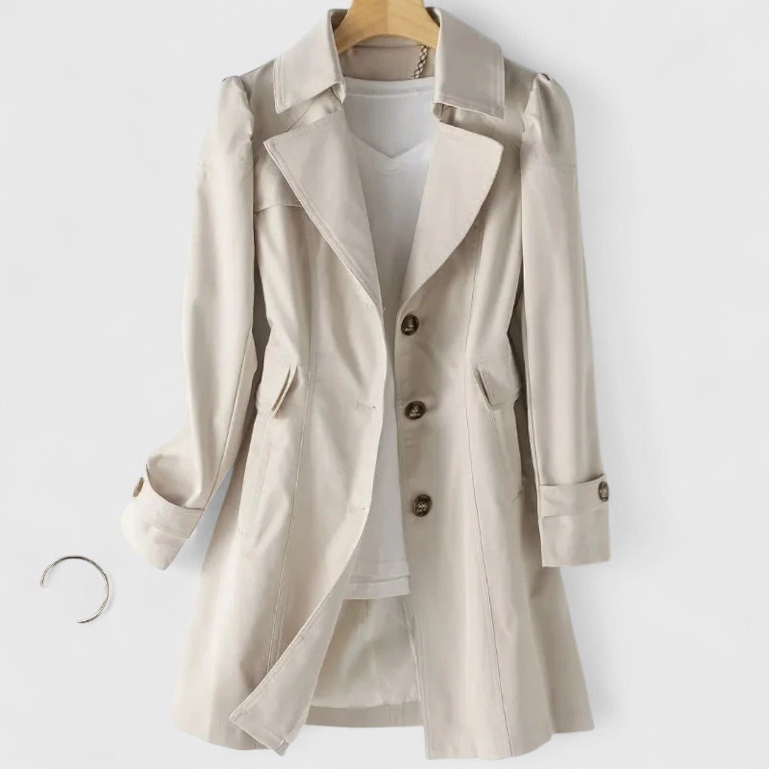 Elisanne – Tailored Jacket with Simple and Elegant Buttons