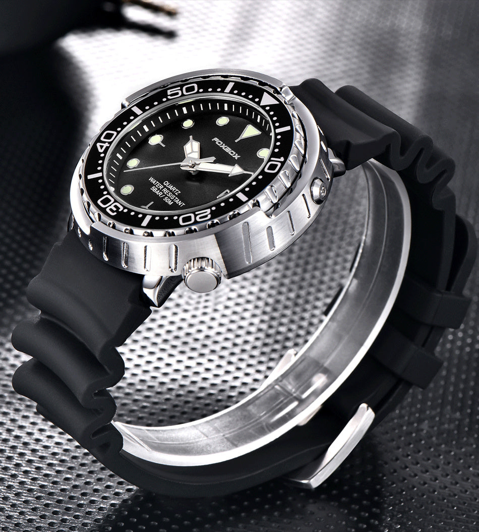 Sport Chronograph Watch with Silicone Strap for a Modern and Practical Style