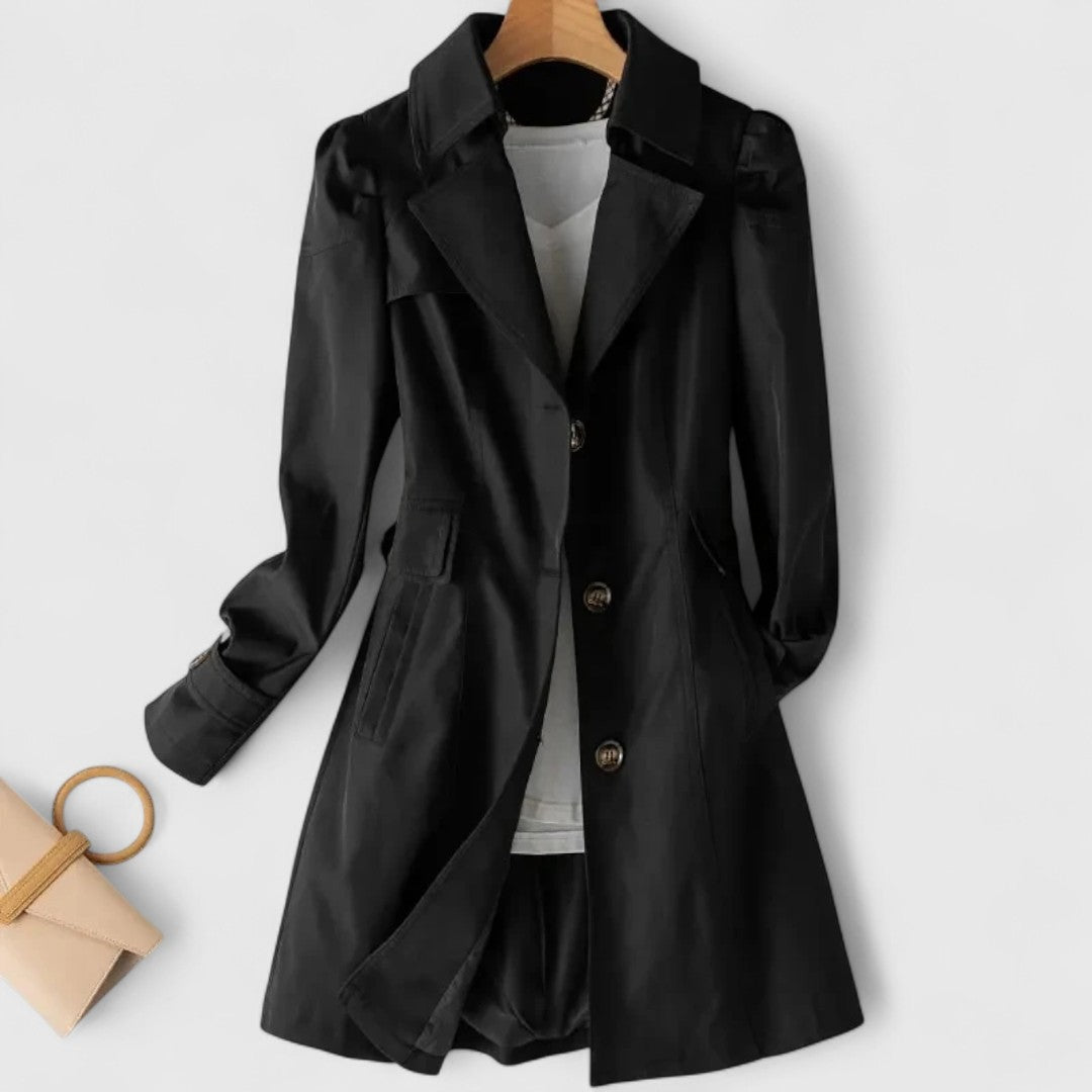 Elisanne – Tailored Jacket with Simple and Elegant Buttons