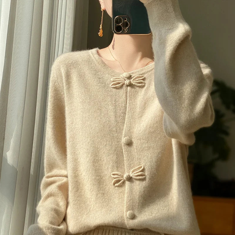 Elegant Bow-Detail Cardigan